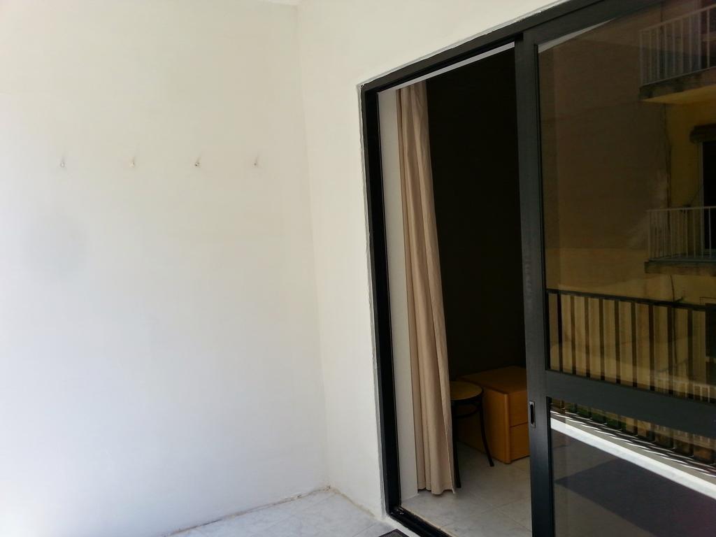 Apartment 14 Bahía de San Pablo Habitación foto